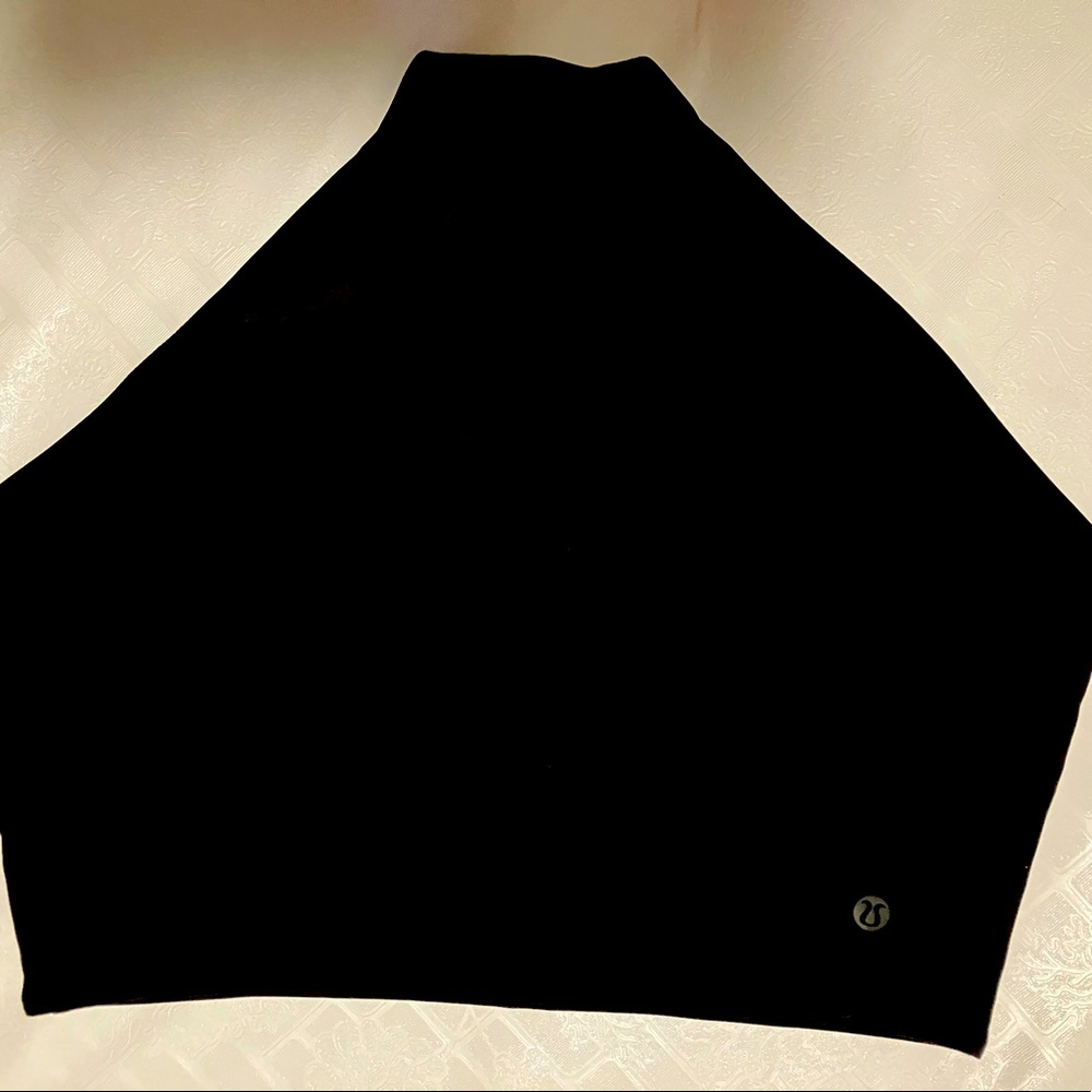 Lululemon swim bottom. Used just few times!